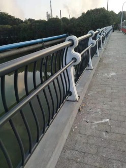 寧波北侖橋梁護欄